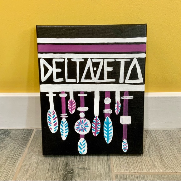 Delta Zeta Canvas - Picture 1 of 4